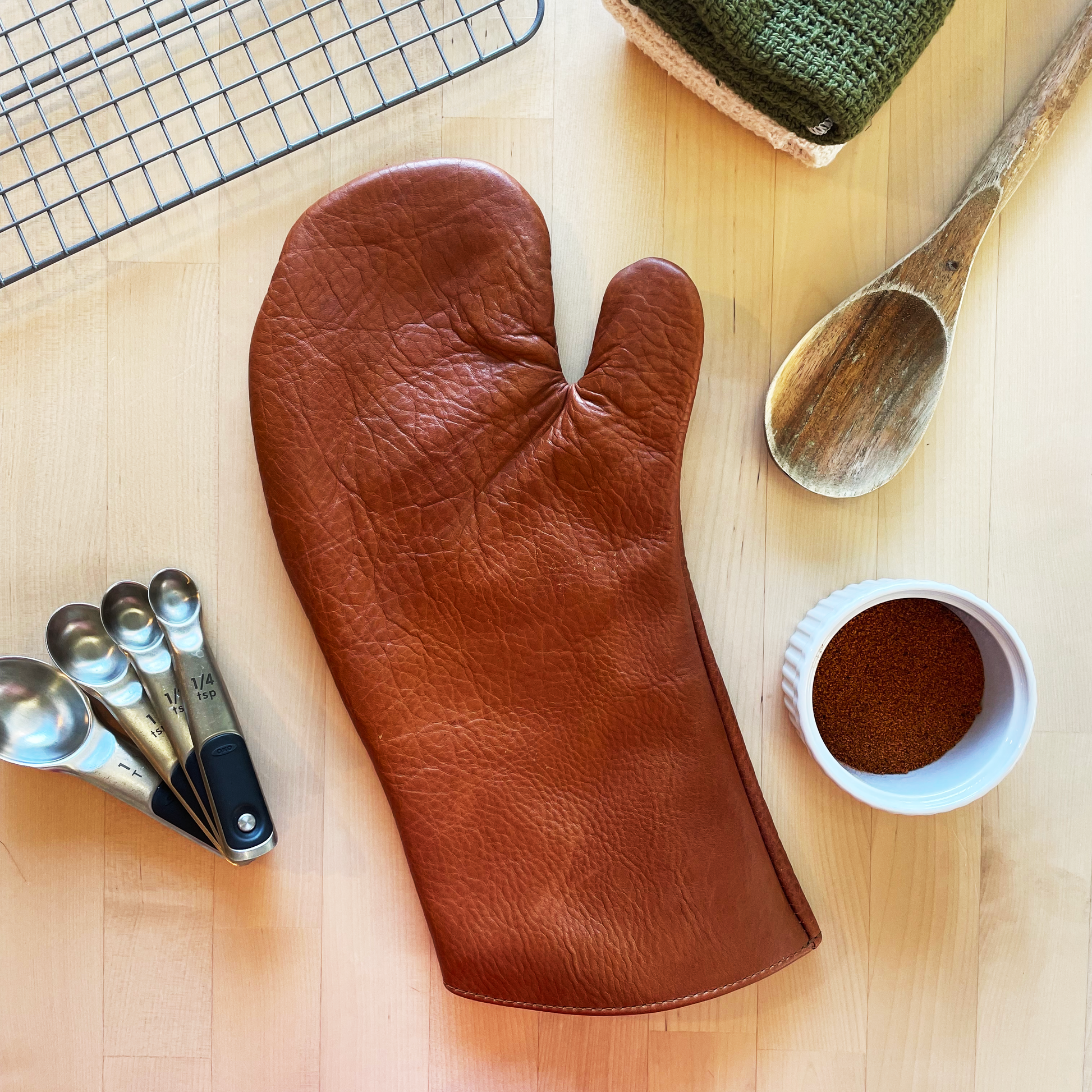 Great Useful Stuff — Premium 100% USA Leather Oven Mitt