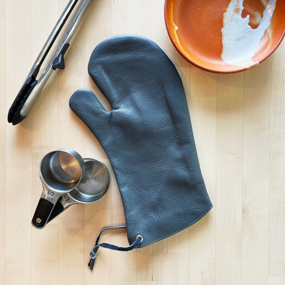 Great Useful Stuff — Premium 100% USA Leather Oven Mitt